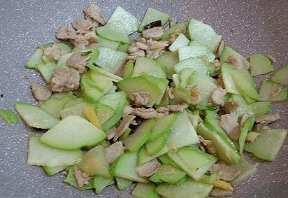 小铁吃瓜,揭秘娱乐圈那些不为人知的幕后故事